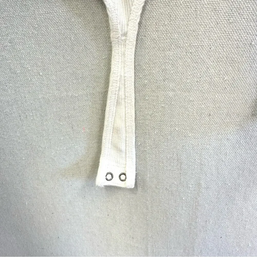 Abercrombie & Fitch‎ hook & eye henley long sleeve bodysuit white size small